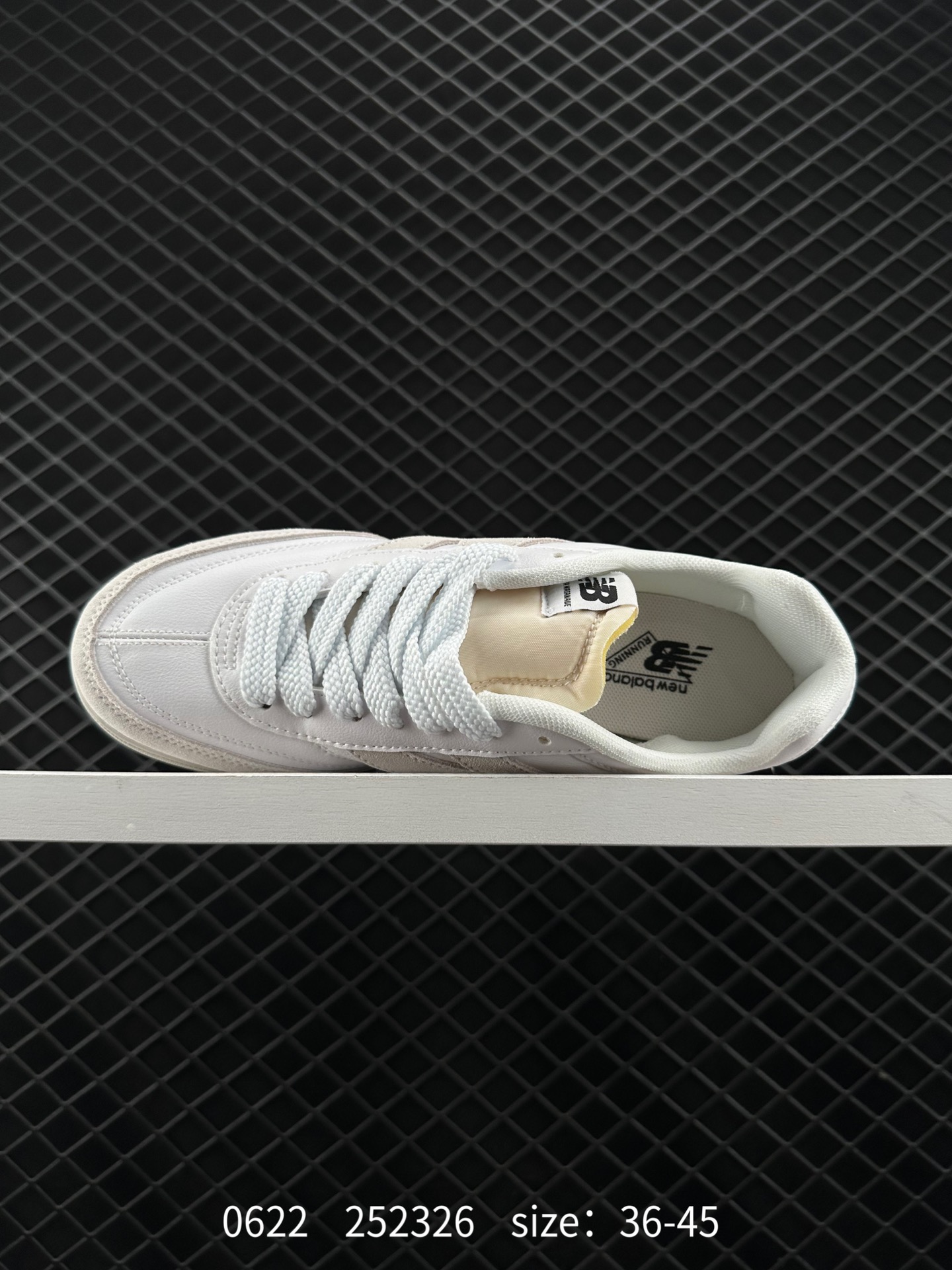 New Balance NB官 URC42LA